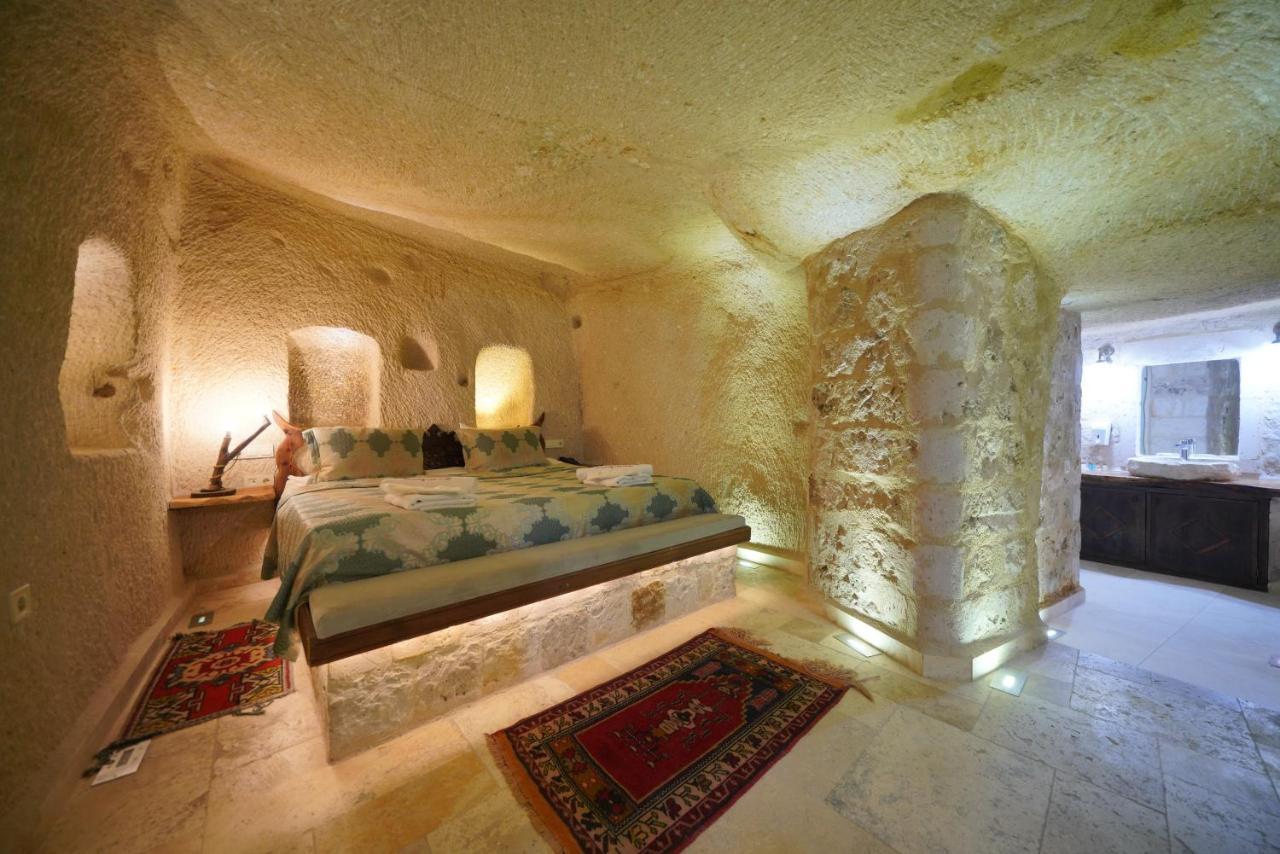 Shoestring Cave House เกอเรเม ภายนอก รูปภาพ
