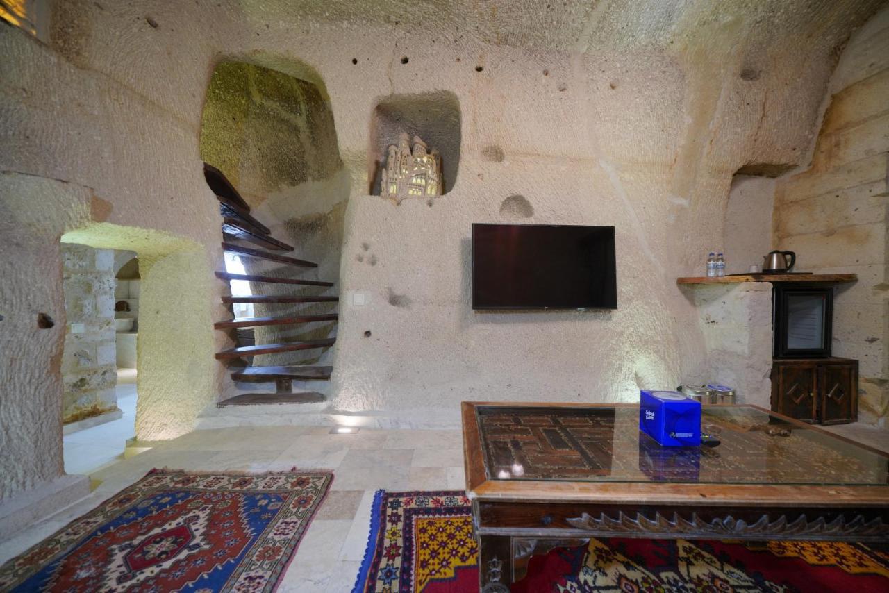 Shoestring Cave House เกอเรเม ภายนอก รูปภาพ