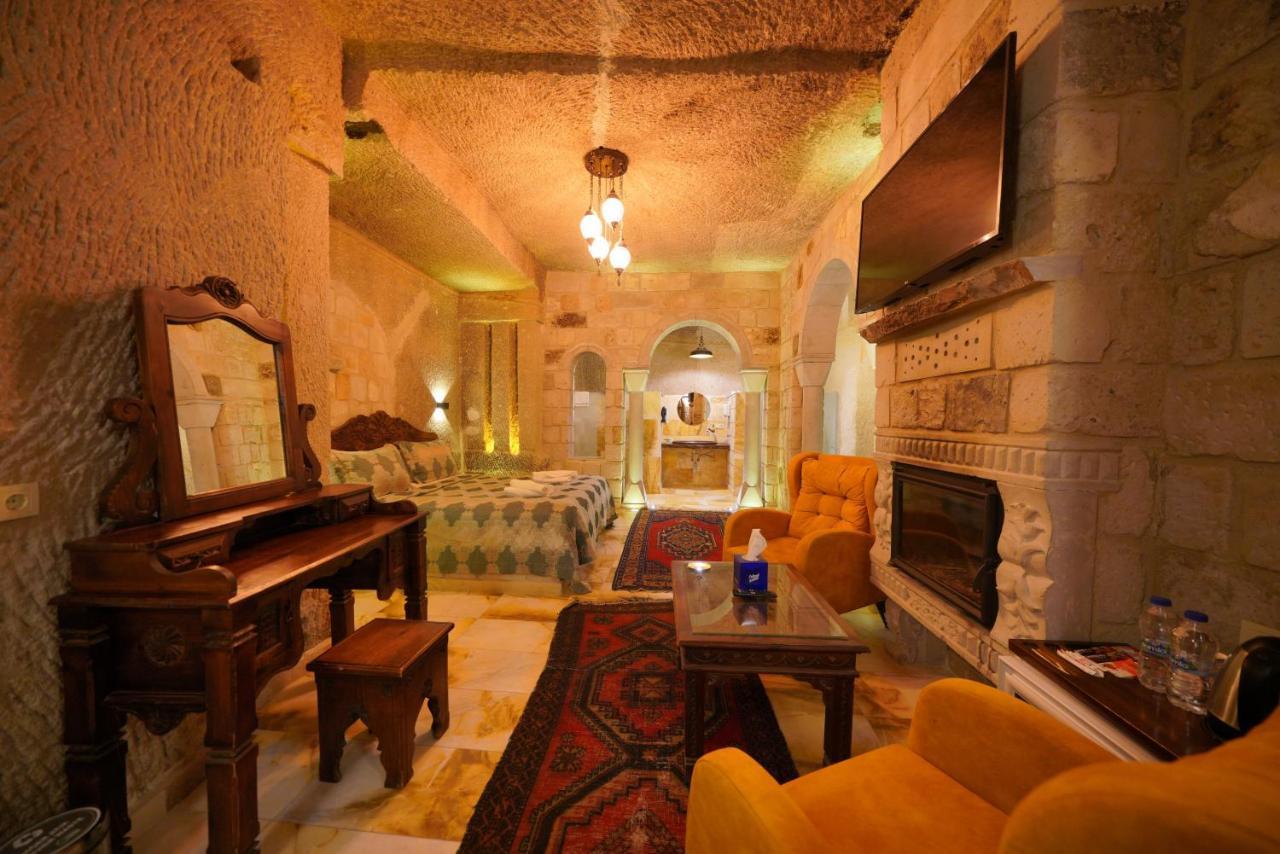 Shoestring Cave House เกอเรเม ภายนอก รูปภาพ