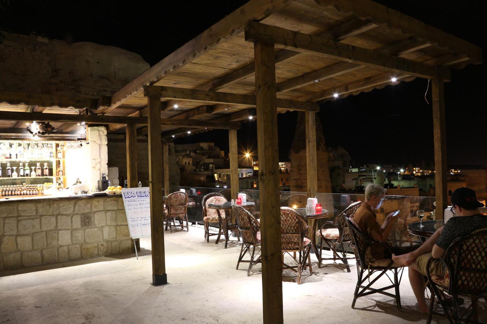 Shoestring Cave House เกอเรเม ภายนอก รูปภาพ